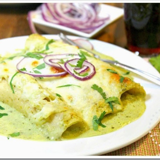 Veggie Enchiladas Zuizas.